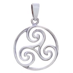 Celtic Trisquele Round Pendant
